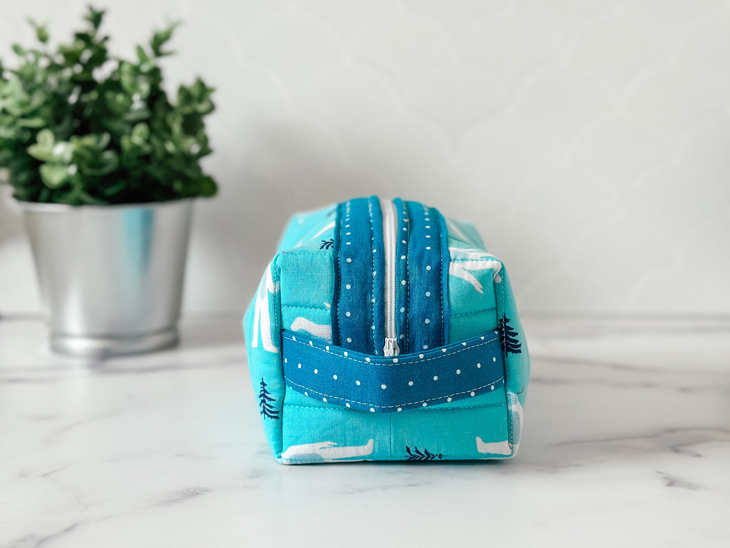 Boxed Zipper Pouch - Yeti, Abominable Snowman (Holland Pouch)