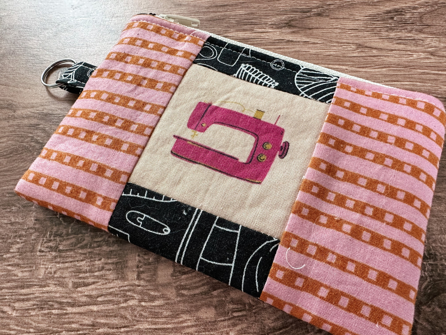 Sewing Machine Quilted Zipper Pouch