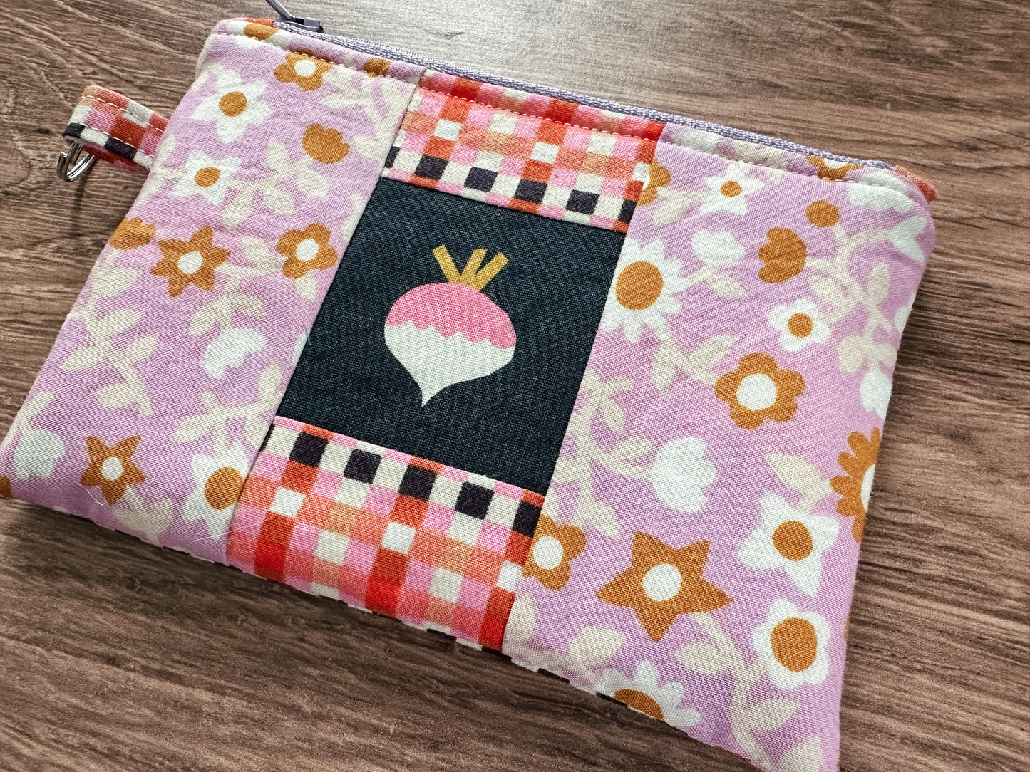 Racoon Quilted Zipper Pouch
