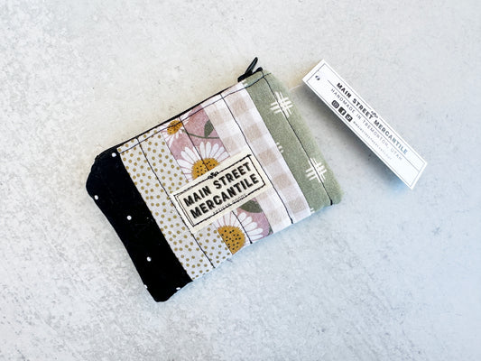 Modern Daisy Zipper Pouch