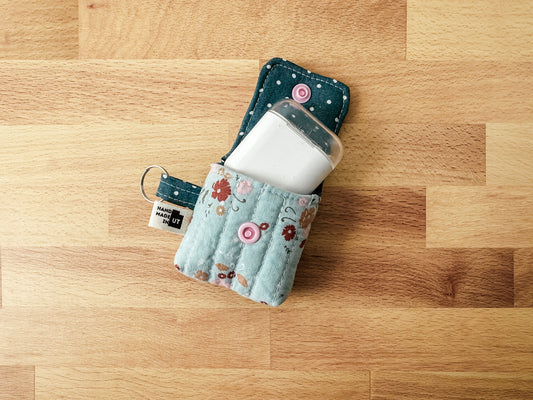 Quilted Airpods Sleeve Keychain - Blue Floral