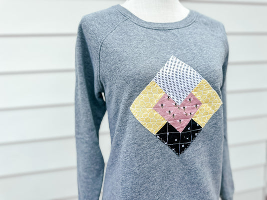Bee Quilt Block Sweatshirt - Size Small